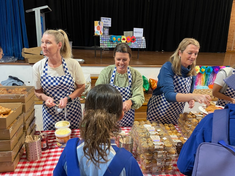 Parent volunteers at Fathers Day